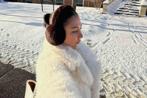 Giuliana Jaramillo on campus in snow